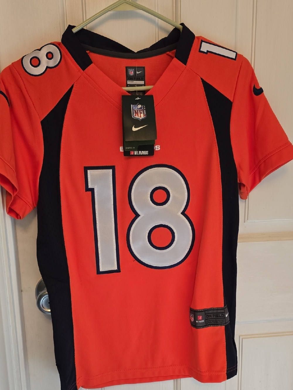 Youth Medium Denver Broncos/Peyton Manning Jersey. NWT